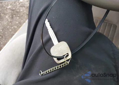 2002 Toyota Camry Le из США, поврежденный, VIN 4T1BE32K22U025242